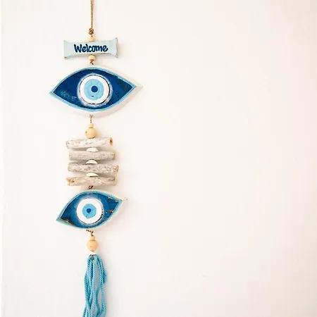 Angelina Daire *